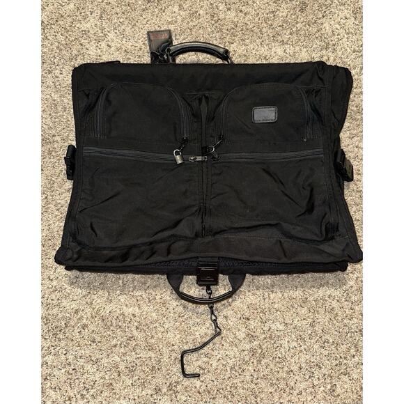 TUMI Alpha Bi-Fold Carry-on Garment Bag Black Ballistic Nylon Multi-pocket - Picture 1 of 16